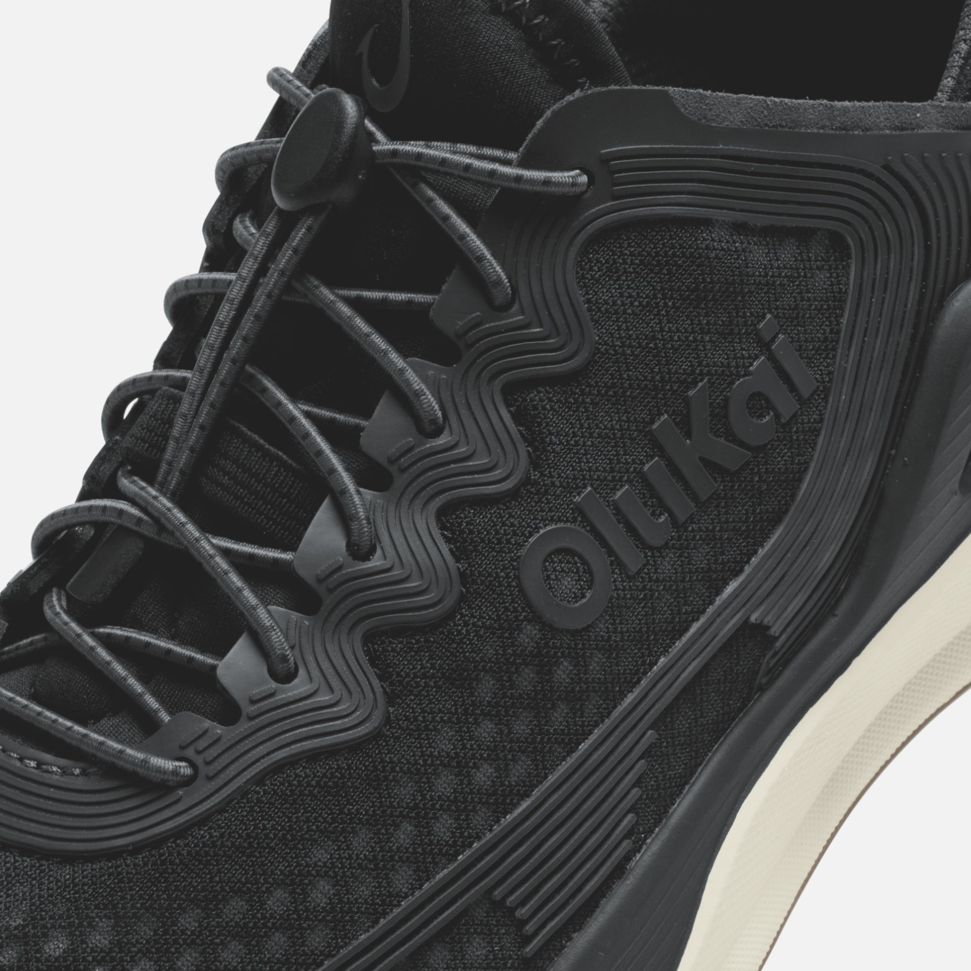 Ahi  -  Black / Black